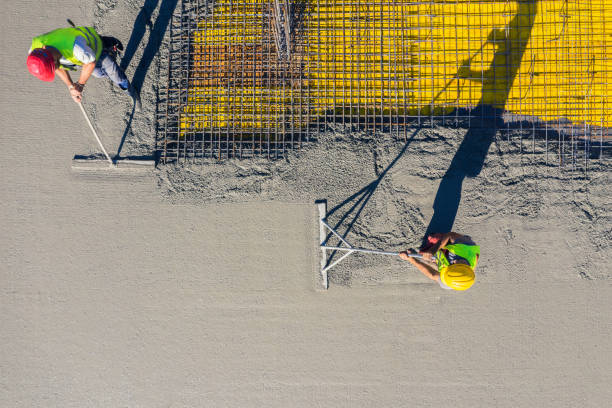 Best Best Concrete Contractor  in Woody, WA