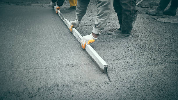Best Commercial Concrete Contractor  in Woody, WA